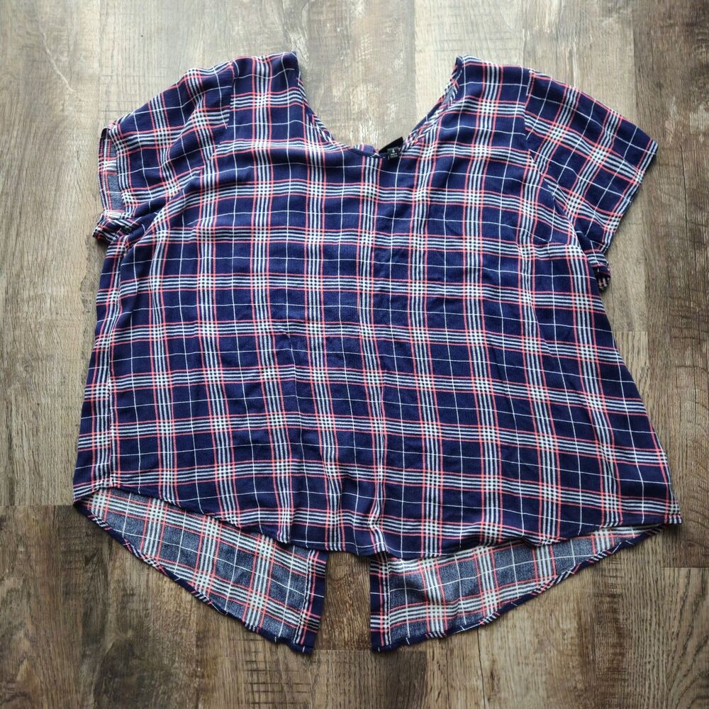 Torrid Abbey Gauze Button Back Blouse